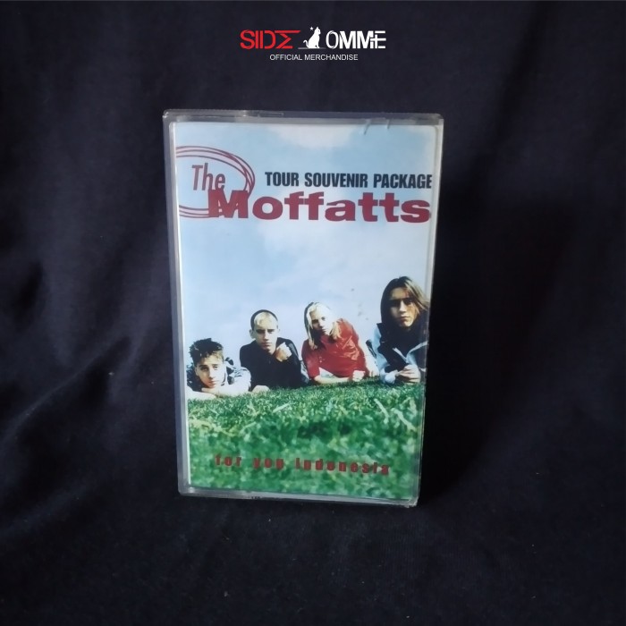 Official Merchandise THE MOFFATTS - TOUR SOUVENIR PACKAGE